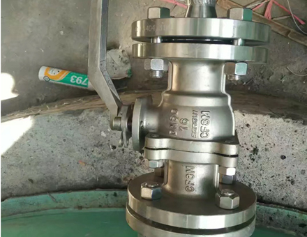 Stainless steel GB flange ball valve